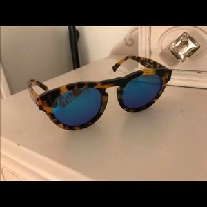 Illesteva leanoard sunglasses